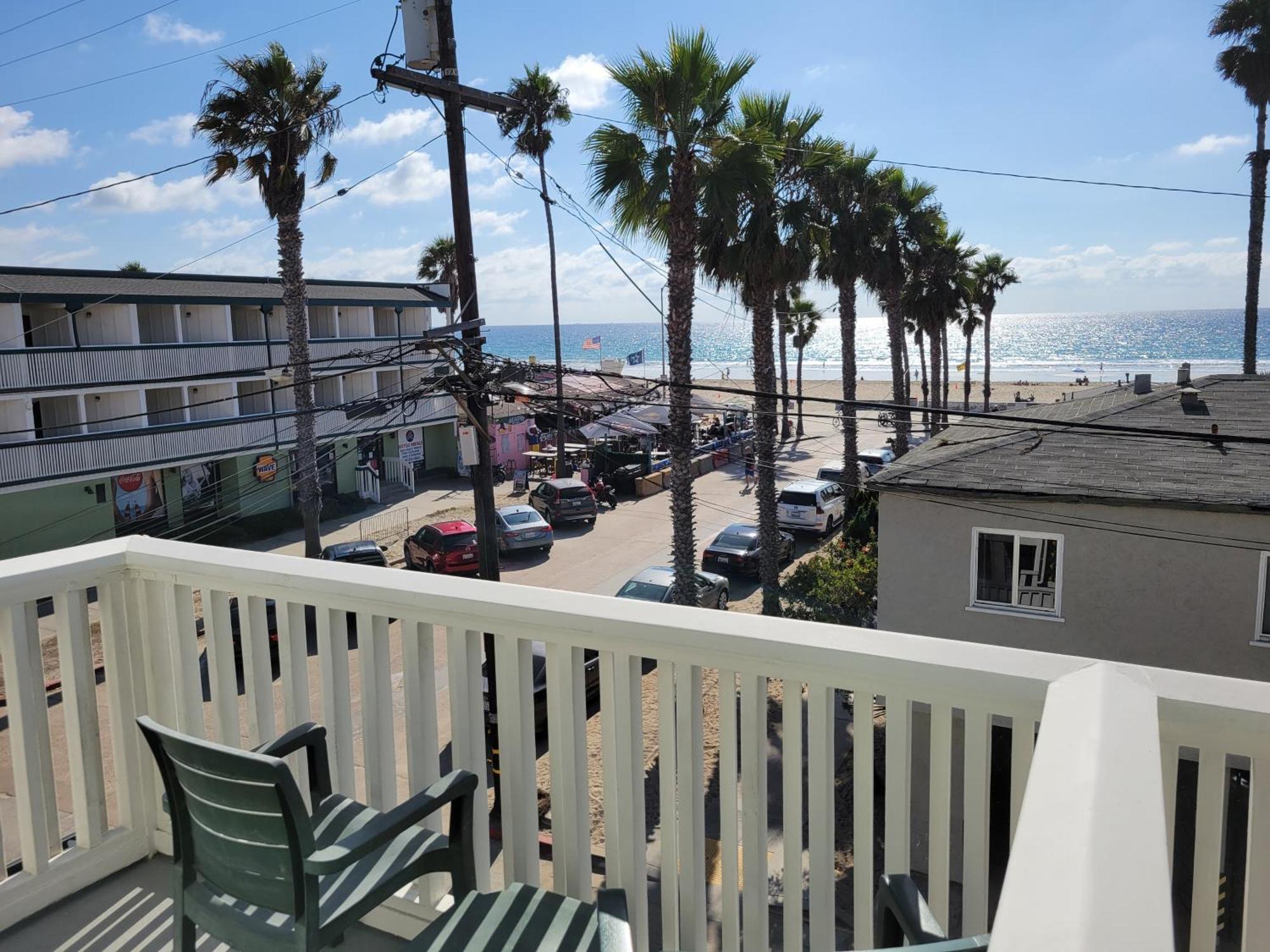 The Beach Cottages San Diego Room photo