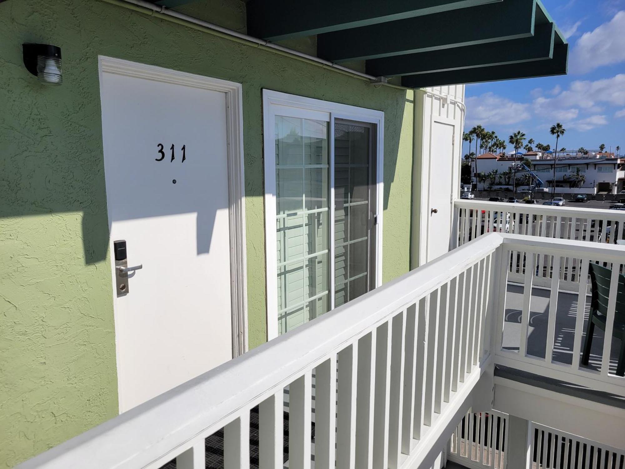 The Beach Cottages San Diego Room photo