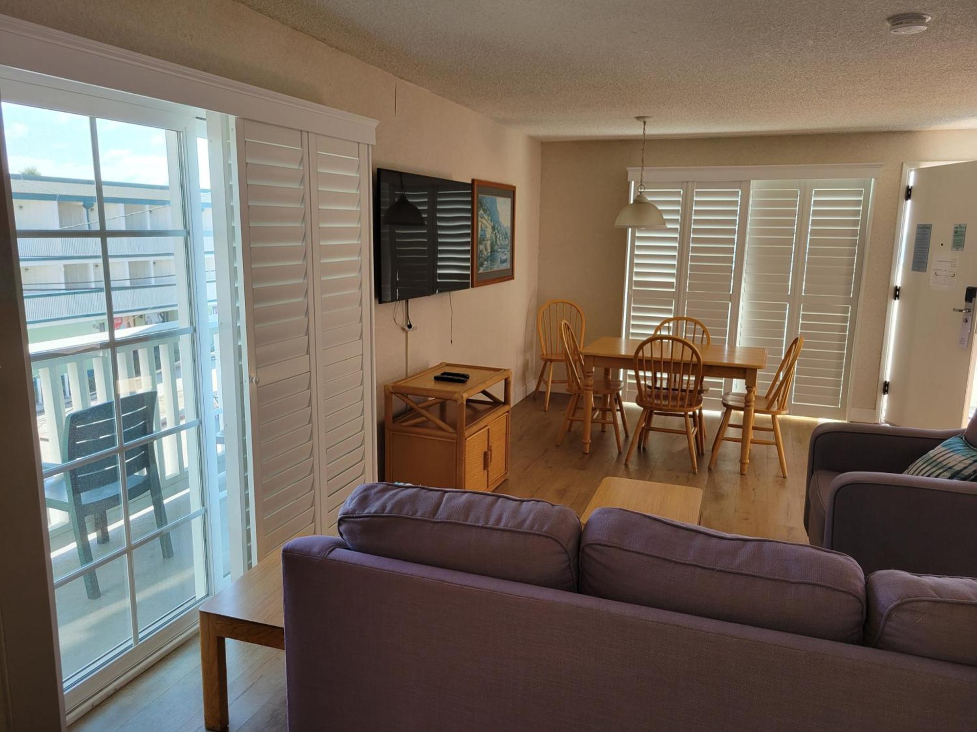 The Beach Cottages San Diego Room photo